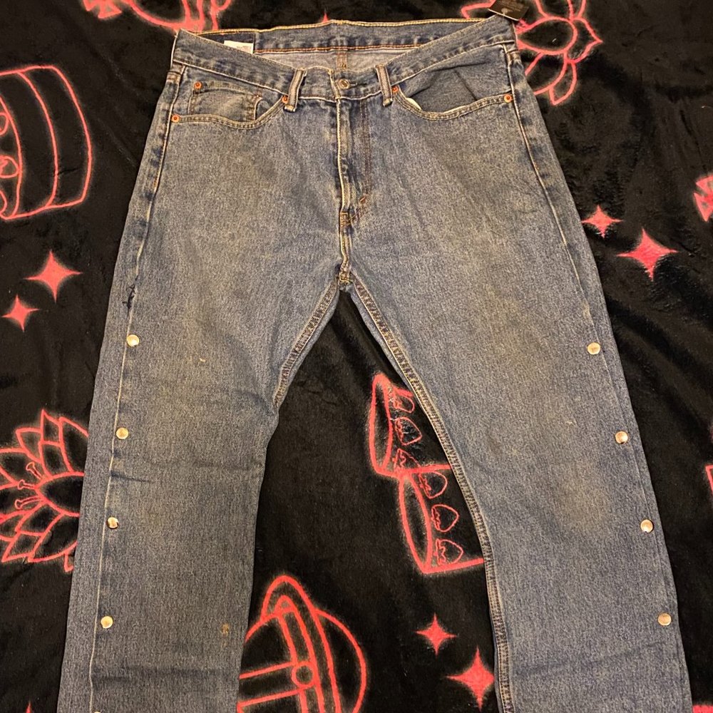 Levi's